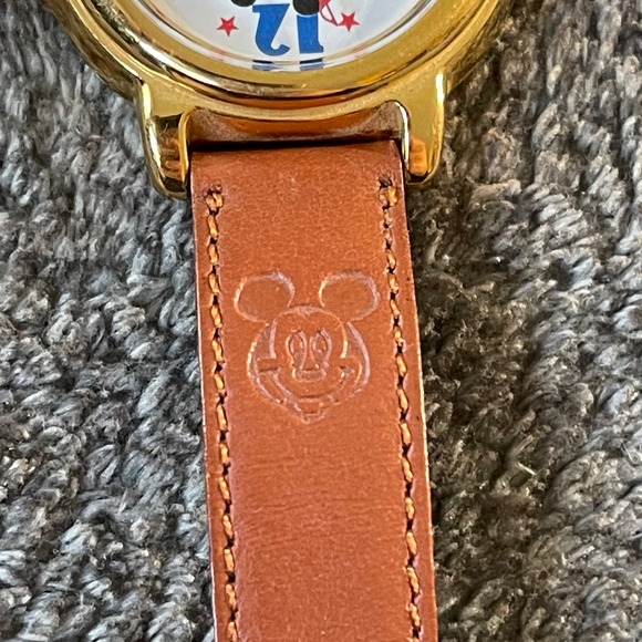 Vintage 90s Disney Mickey Mouse Lorus Musical Watch Happy Birthday - Picture 5 of 12